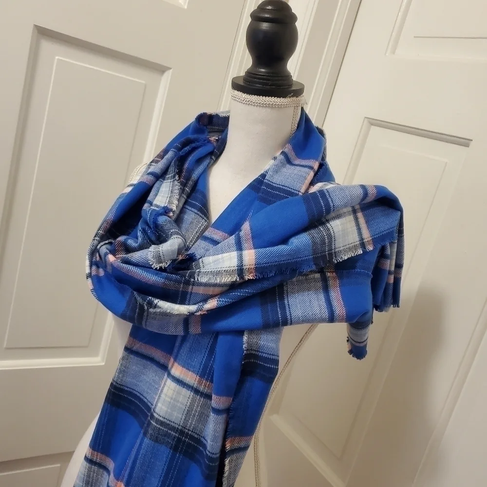 GAP plaid wrap